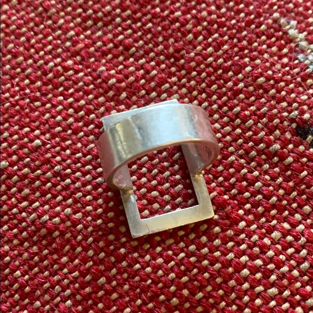Ring - Picture 2 of 3